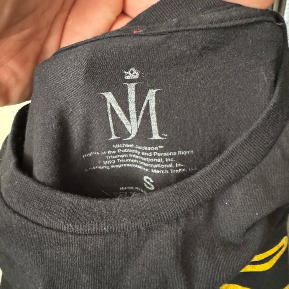 Michael Jackson “Thriller” Album Cover T-Shirt: Adult Unisex Small: King of Pop - Picture 3 of 3